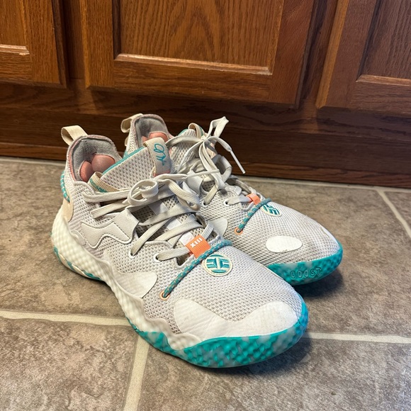 Harden Volume 6 - Picture 5 of 7